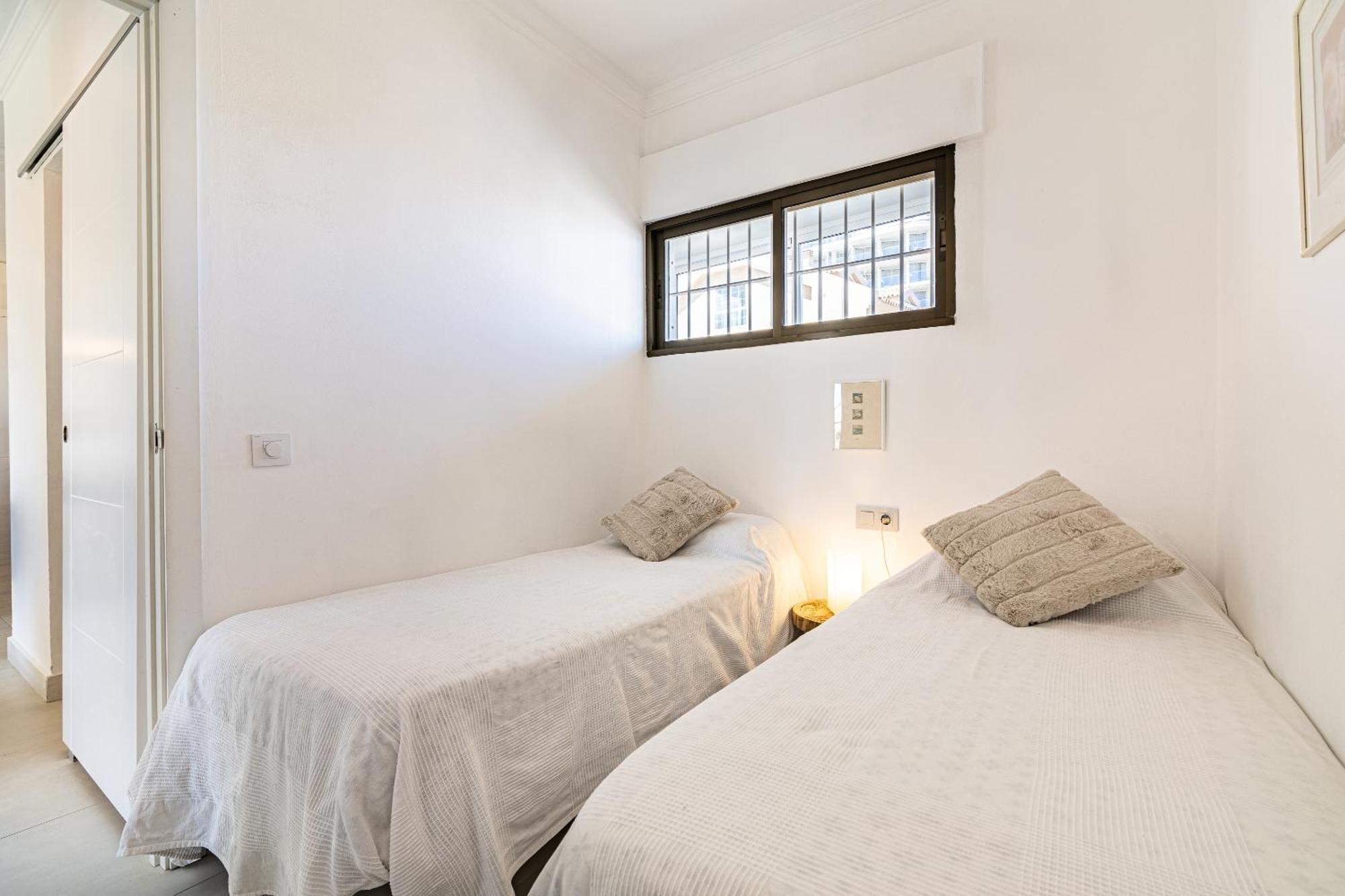 Apartment Beachfront With Sea Views Benalmadena